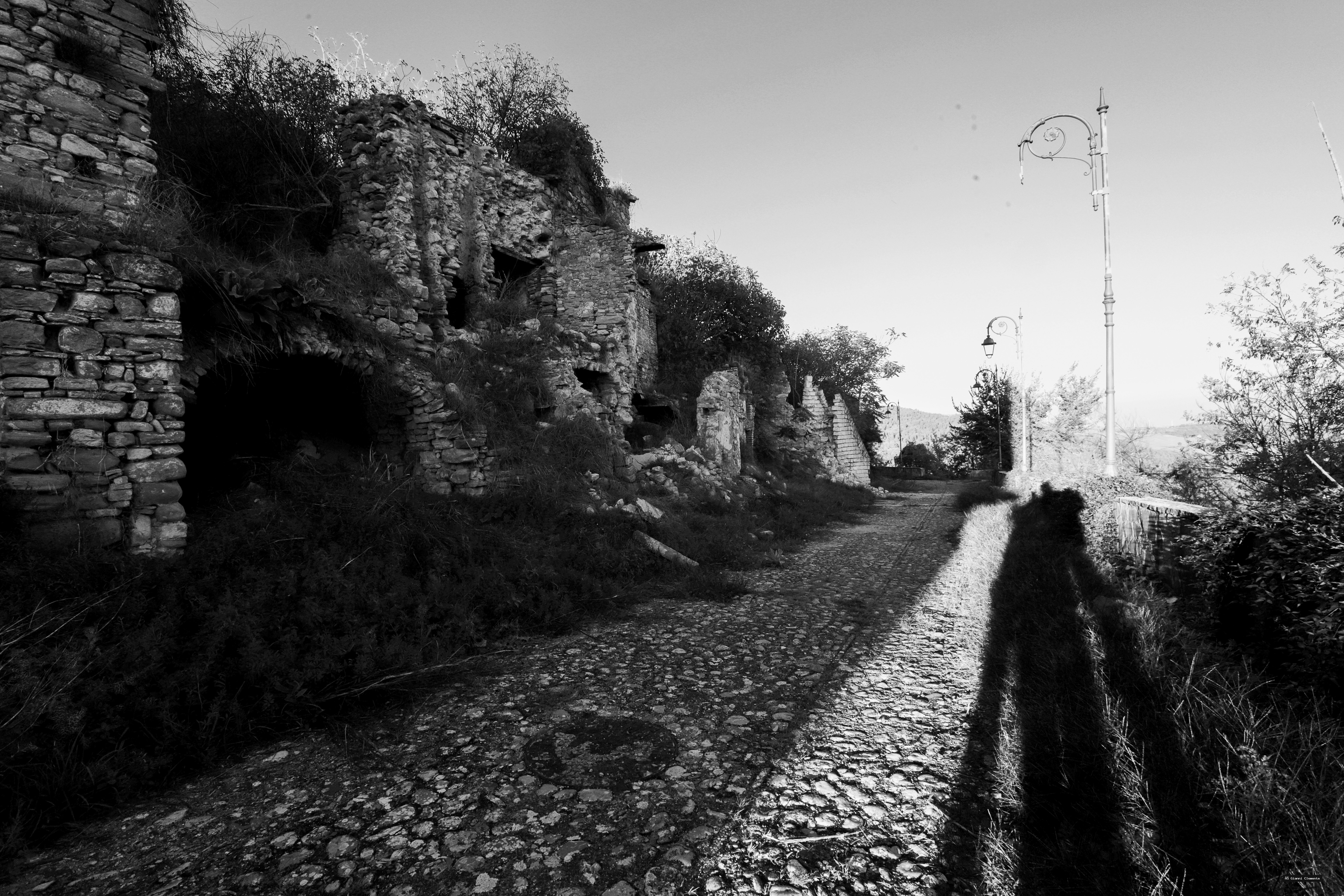 Strada 2 2